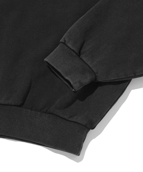suade（スエード）の「CROPPED WASHED CREWNECK [WASHING BLACK]（スウェット・レディース・その他・SMALL/LARGE）」の5枚目の写真