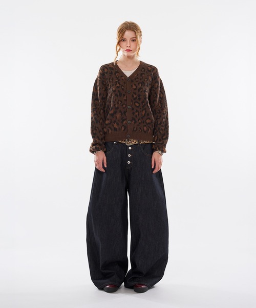 WISH FOR EVER(ウィッシュフォーエバー)の「【 3color / 3size 】LEOPARD JACQUARD CARDIGAN(カーディガン/ボレロ・メンズ・ブラウン系/マスタード/ブルー系・LARGE/MEDIUM/SMALL)」の4枚目の写真