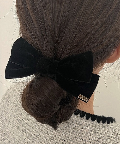 Vini(ヴィニ)の「リボン ベロア シュシュ(シュシュ・レディース・ブラック・FREE)」の3枚目の写真