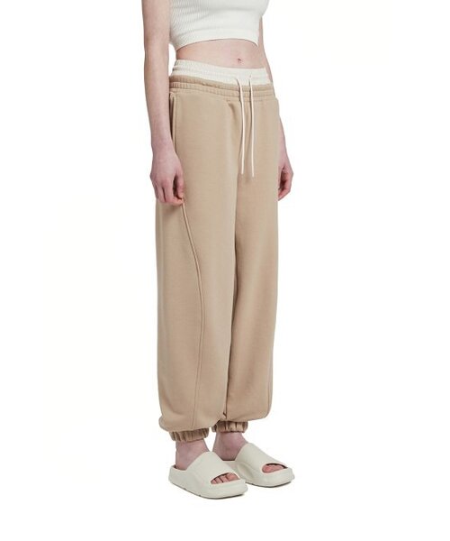TRUNK PROJECT(トランクプロジェクト)の「Double waistband Lounge Pants_Beige(スウェットパンツ・レディース・ベージュ・MEDIUM/SMALL/X-SMALL)」の2枚目の写真