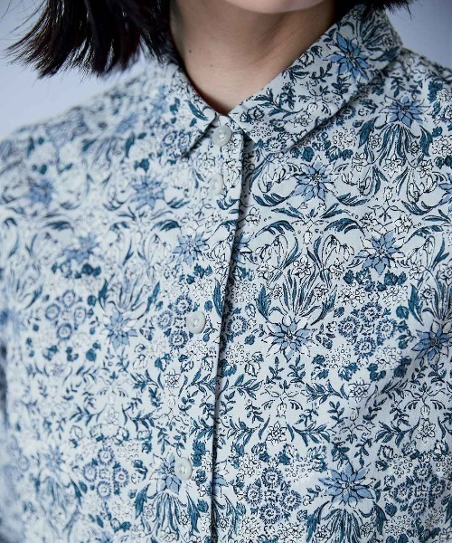 Sunny clouds（サニークラウズ）の「サニークラウズ　ｆｅａｔ．　早川ちひろ　冬の花畑ワンピース〈レディース〉（ワンピース・レディース・ブルー系その他・MP/3L/LL/L/M）」の4枚目の写真