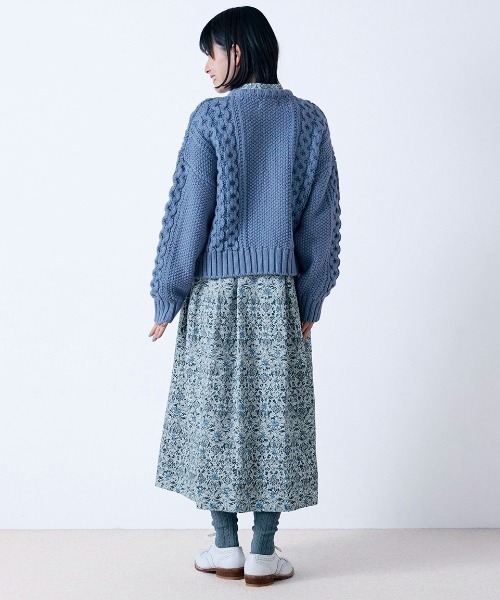 Sunny clouds（サニークラウズ）の「サニークラウズ　ｆｅａｔ．　早川ちひろ　冬の花畑ワンピース〈レディース〉（ワンピース・レディース・ブルー系その他・MP/3L/LL/L/M）」の6枚目の写真