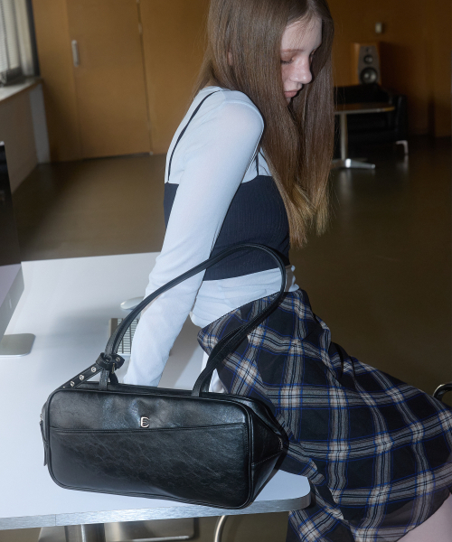 ELNOI（エルノイ）の「PART black（ショルダーバッグ・レディース・ブラック・FREE）」の2枚目の写真