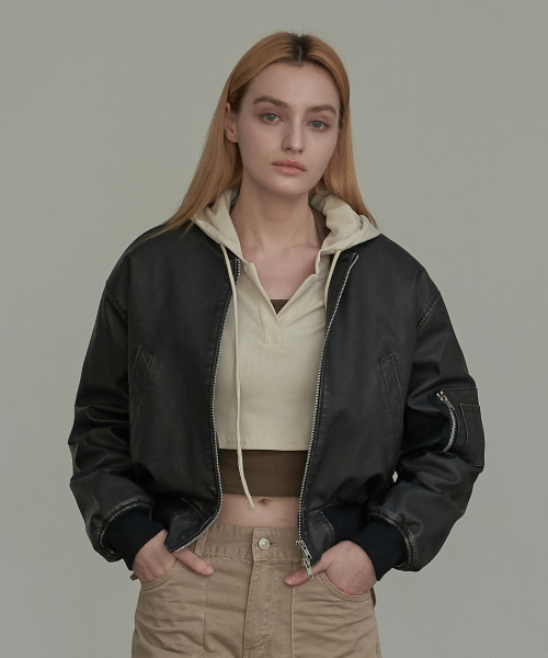 オーバーサイズウォッシュドクロップレザーボンバージャケット