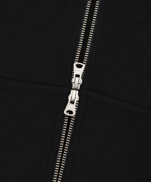 COVERNAT（カバーナット）の「CVNT オーバーサイズ フードパーカー ジップアップ ブラック（パーカー・レディース・その他・LARGE/MEDIUM）」の8枚目の写真