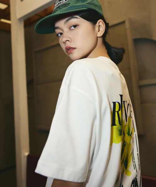 CORALIAN（コラリアン）の「フラワーグラフィックコットンTシャツホワイト（Tシャツ/カットソー・メンズ・その他・S/M/L/2XL/XL/XS/3XL）」の5枚目の写真