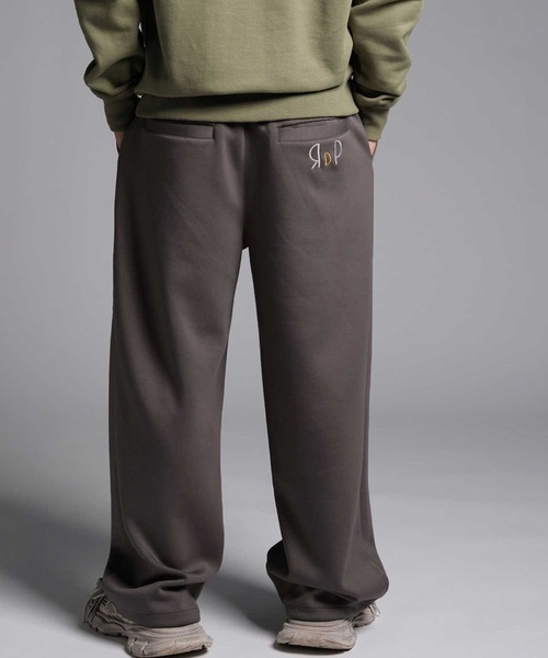 Felt-Maglietta（フェルトマリエッタ）の「[ROUXDI PERFE ルゥディパフィー]ロゴ刺繍ダンボールニットワイドパンツ（その他パンツ・メンズ・ブラック/チャコール・L-Long/L-Short/MEDIUM）」の5枚目の写真