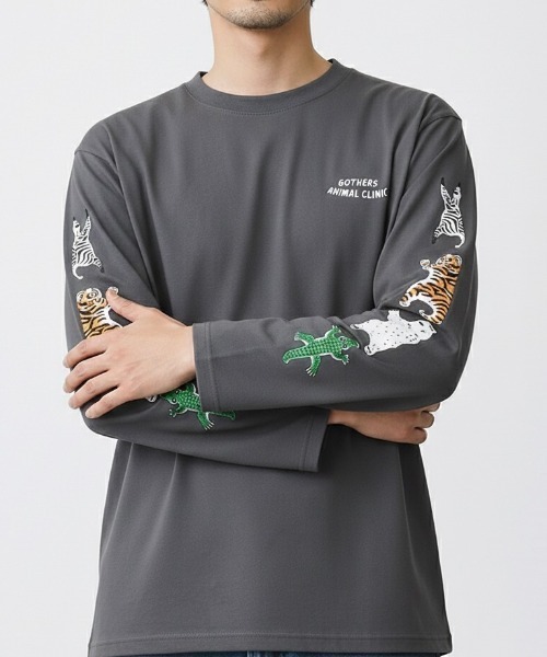 CORISCO(コリスコ)の「アニマルラグ袖プリントロンTEE(M1)(Tシャツ/カットソー・メンズ・ホワイト/チャコールグレー/ブラック/オートミール・MEDIUM/LARGE/X-LARGE)」の2枚目の写真