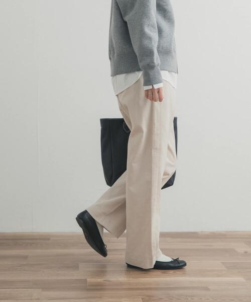URBAN RESEARCH DOORS(アーバンリサーチドアーズ)の「『UR TECH』コーデュロイイージーパンツ|冬服/暖かい/吸光発熱/ウエストゴム/お出かけ/カジュアル(その他パンツ・レディース・ベージュ/アイボリー・MEDIUM/SMALL)」の12枚目の写真