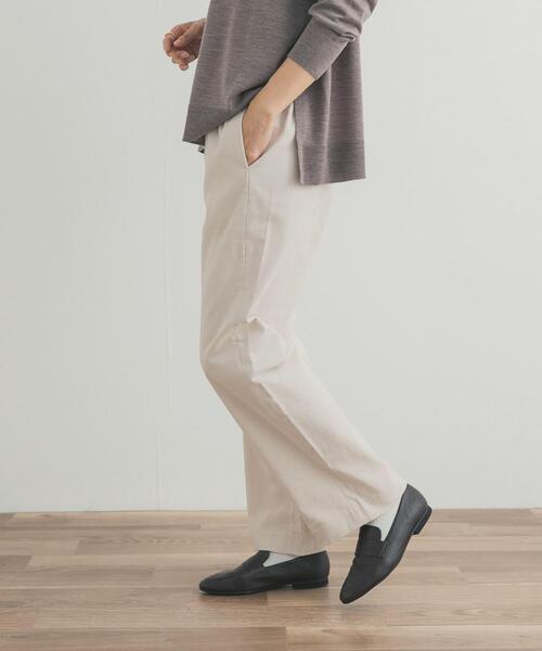 URBAN RESEARCH DOORS(アーバンリサーチドアーズ)の「『UR TECH』コーデュロイイージーパンツ|冬服/暖かい/吸光発熱/ウエストゴム/お出かけ/カジュアル(その他パンツ・レディース・ベージュ/アイボリー・MEDIUM/SMALL)」の19枚目の写真