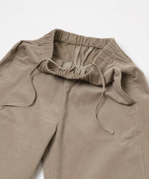 URBAN RESEARCH DOORS（アーバンリサーチドアーズ）の「『UR TECH』コーデュロイイージーパンツ（その他パンツ・レディース・ベージュ/アイボリー・MEDIUM/SMALL）」の9枚目の写真