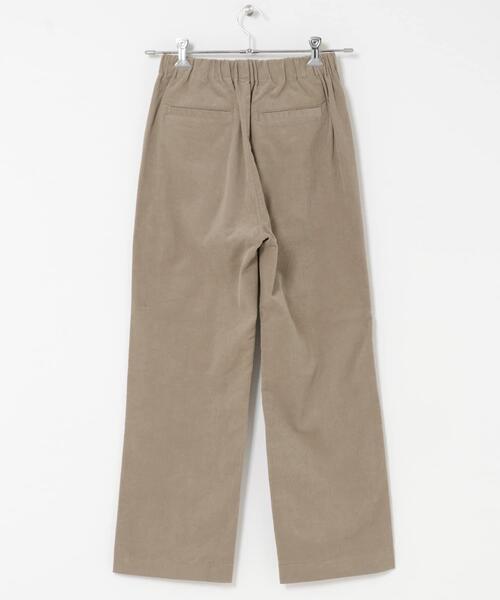 URBAN RESEARCH DOORS(アーバンリサーチドアーズ)の「『UR TECH』コーデュロイイージーパンツ|冬服/暖かい/吸光発熱/ウエストゴム/お出かけ/カジュアル(その他パンツ・レディース・ベージュ/アイボリー・MEDIUM/SMALL)」の3枚目の写真