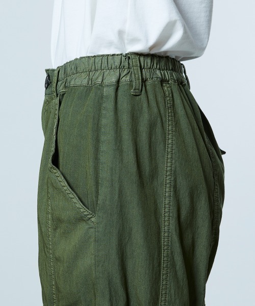 DOUBLE STANDARD CLOTHING(ダブルスタンダードクロージング)の「ツーバスダイドニット カーゴパンツ(カーゴパンツ・レディース・カーキ/ベージュ・36/38)」の9枚目の写真