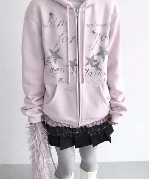 DIAVEL（ディアベル）の「【3色展開】Y2Kムード全開 星柄プリント オーバーサイズZIPフーディ（パーカー・レディース・ピンク/ブラック/ブルー・M）」の6枚目の写真