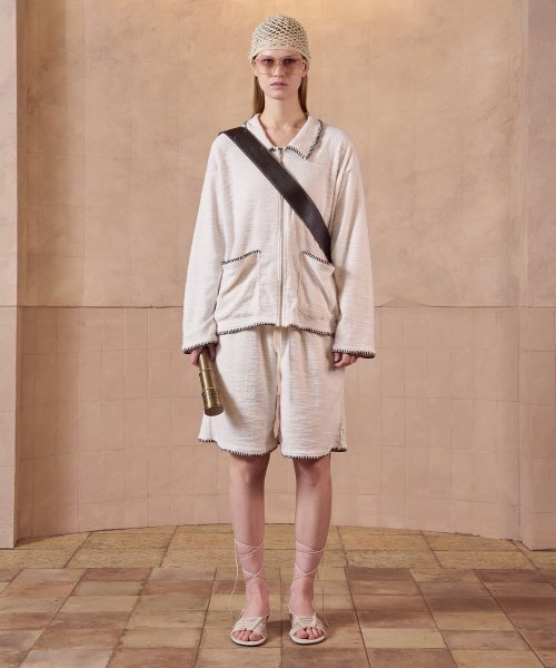 320SHOWROOM(320ショールーム)の「Oversized Buttonhole stitch knit banding waist shorts Ivory(その他パンツ・レディース・その他・FREE)」の5枚目の写真