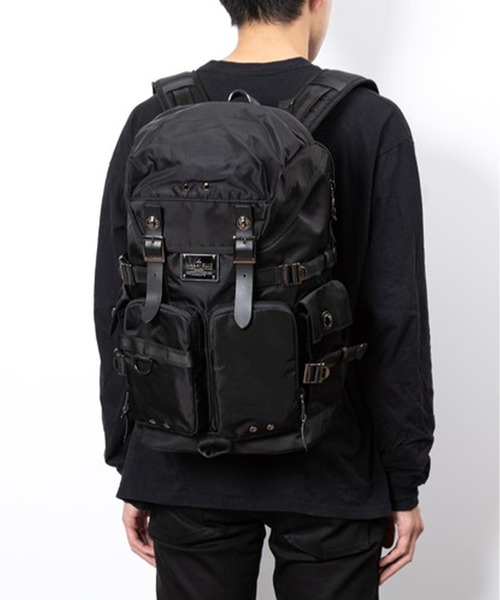 MAKAVELIC(マキャベリック)の「【MAKAVELIC / マキャベリック】DOUBLE BOTTLES BACKPACK / 3109-10116(バックパック/リュック・メンズ・ブラック・FREE)」の1枚目の写真