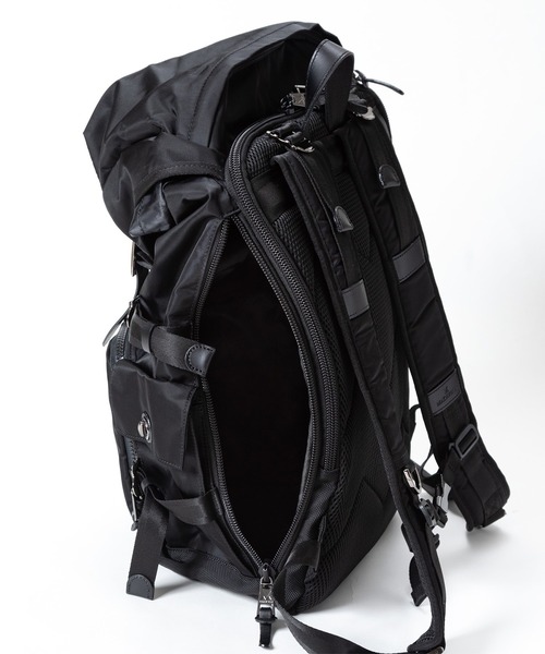 MAKAVELIC(マキャベリック)の「【MAKAVELIC / マキャベリック】DOUBLE BOTTLES BACKPACK / 3109-10116(バックパック/リュック・メンズ・ブラック・FREE)」の5枚目の写真