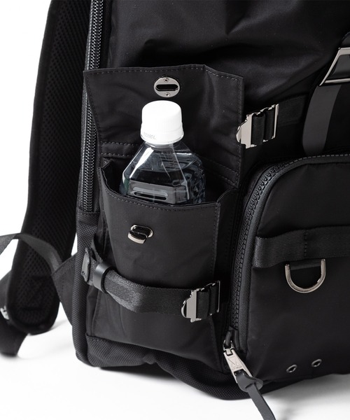 MAKAVELIC(マキャベリック)の「【MAKAVELIC / マキャベリック】DOUBLE BOTTLES BACKPACK / 3109-10116(バックパック/リュック・メンズ・ブラック・FREE)」の7枚目の写真