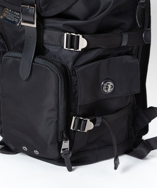 MAKAVELIC(マキャベリック)の「【MAKAVELIC / マキャベリック】DOUBLE BOTTLES BACKPACK / 3109-10116(バックパック/リュック・メンズ・ブラック・FREE)」の9枚目の写真