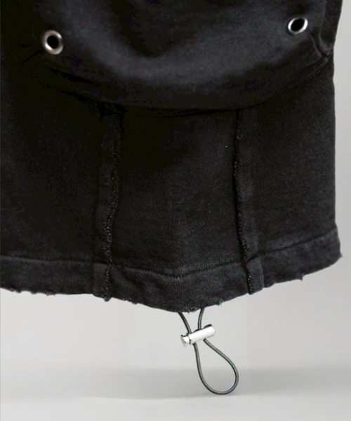 Chikashitsu +(チカシツプラス)の「【CHIKASHITSU PLUS HIGH】4 pocket dirty wash sweat cargo pants / 【チカシツプラスハイ】マルチポケットダーティーウォッシュスウェットカーゴパンツ(スウェットパンツ・メンズ・ブラック・01/02)」の21枚目の写真