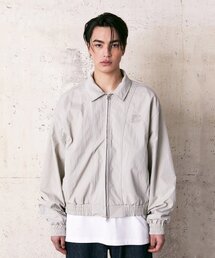 WOOALONG（ウアロン）の「Signature semi-over fit nylon blouson - LIGHT BEIGE（MA-1）」