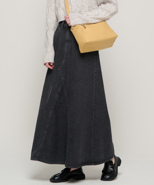 ROIDESROIS(ロワデロワ)の「マキシデニムロングスカート(ブラック)(スカート・レディース・その他・S/M/L)」の12枚目の写真