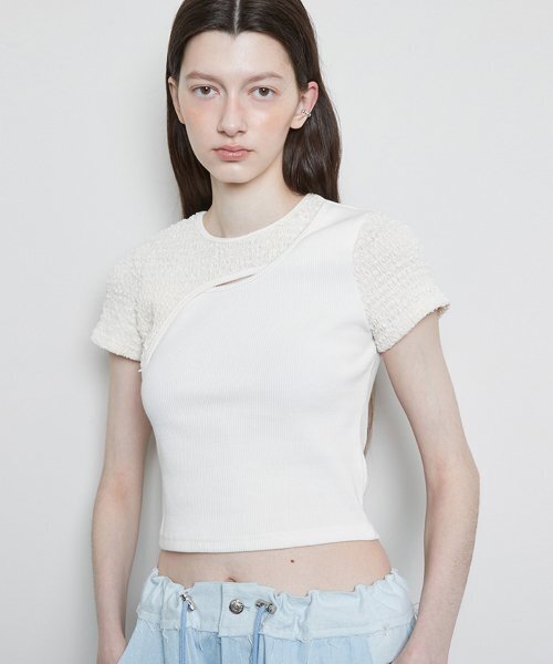 LARTIGENT(ラーティゼン)の「L3 CUTOUT SHORT SLEEVE T-SHIRT(CREAM)(Tシャツ/カットソー・レディース・その他・FREE)」の1枚目の写真