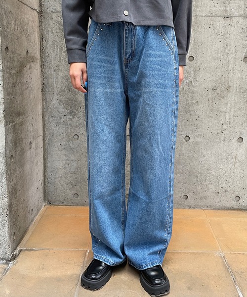 ROGER AND RAW(ロジャーアンドロウ)の「スタッズワイドストレートデニムパンツ(デニムパンツ・レディース・ブラック/ブルー・FREE/LARGE)」の18枚目の写真