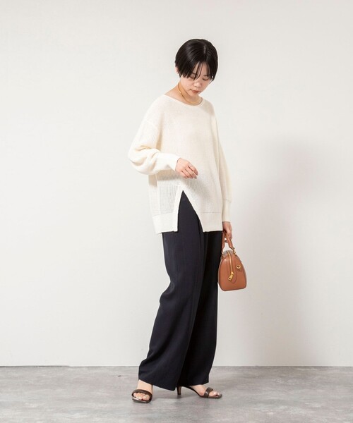 NOLLEY’S Sophi(ノーリーズソフィ)の「《手洗い可能》片畦前スリットプルオーバー(ニット/セーター・レディース・オフホワイト/ベビーピンク・38)」の21枚目の写真