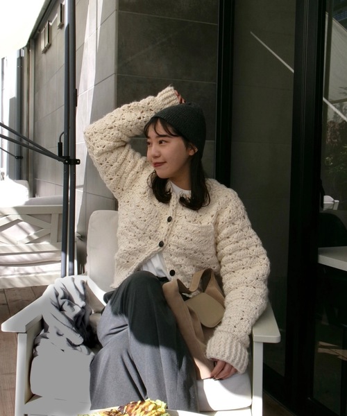 lawgy(ラウジー)の「loose chunky handmade knit cardigan / ルースチャンキーハンドメイドニットカーディガン(カーディガン/ボレロ・レディース・ホワイト/ブルー/イエロー・FREE)」の19枚目の写真