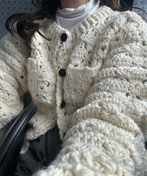 lawgy(ラウジー)の「loose chunky handmade knit cardigan / ルースチャンキーハンドメイドニットカーディガン(カーディガン/ボレロ・レディース・ホワイト/ブルー/イエロー・FREE)」の21枚目の写真