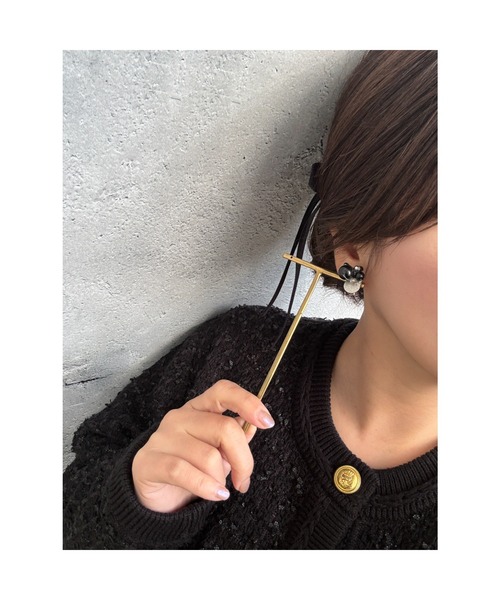 tone(トーン)の「【musk】ブラック×シルバーの小ぶりイヤリング(MA)(イヤリング・レディース・ブラック・FREE)」の6枚目の写真