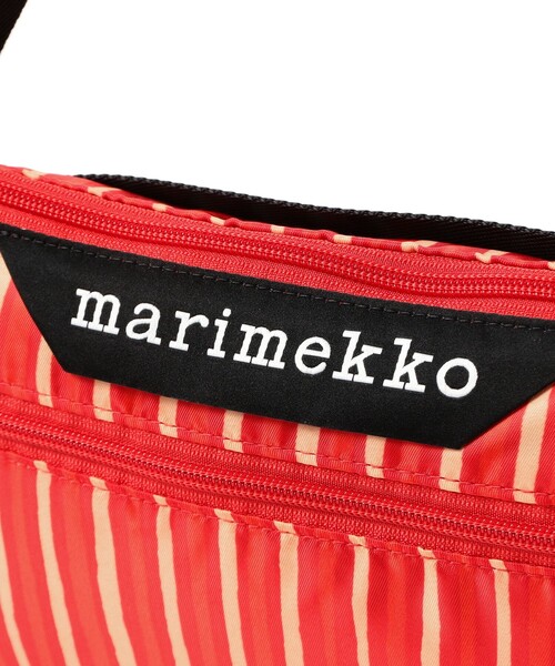 fennica（フェニカ）の「marimekko / Neat Crossbody Piccolo S ショルダーバッグ（ショルダーバッグ・レディース・レッド・ONE SIZE）」の3枚目の写真