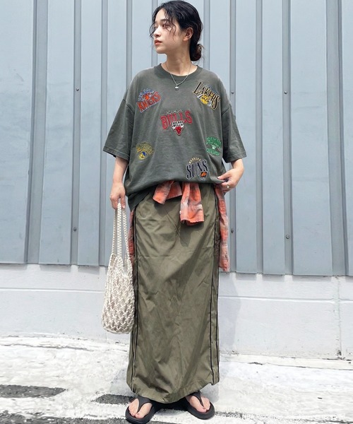 antiqua(アンティカ)の「NBA公式 ロゴ刺繍 Tシャツ(Tシャツ/カットソー・レディース・ダークグレー/ホワイト系その他/ホワイト/ブラック系その他/グレー系その他/ブラック・R/P)」の16枚目の写真