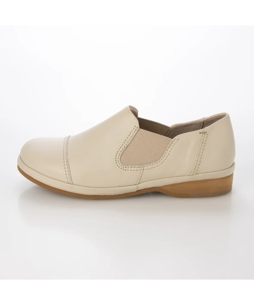 ing(イング)の「【WEB限定】【サスティナブル】スリッポンシューズ(スリッポン・レディース・ダークブラウン/ブラック/アイボリー・24.5cm/24cm/23.5cm/23cm/22.5cm)」の4枚目の写真