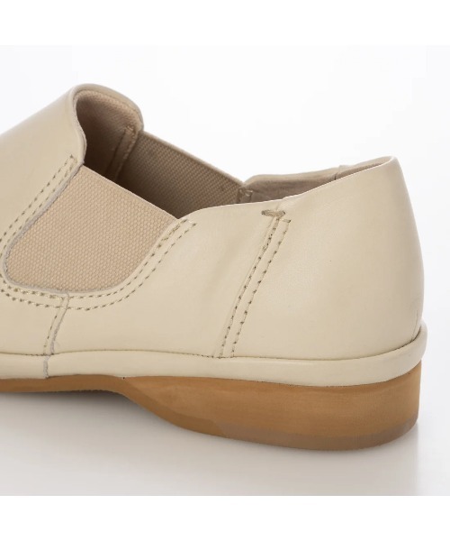 ing(イング)の「【WEB限定】【サスティナブル】スリッポンシューズ(スリッポン・レディース・ダークブラウン/ブラック/アイボリー・24.5cm/24cm/23.5cm/23cm/22.5cm)」の8枚目の写真