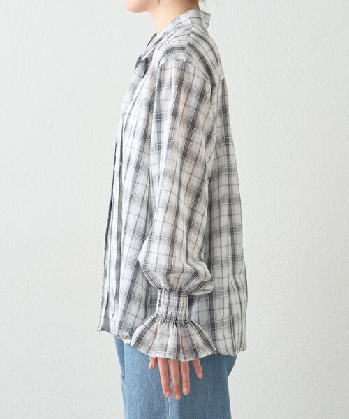 WILLOW(ウィロー)の「【willow】ボウタイ袖シャーリングシャツ(シャツ/ブラウス・レディース・グレー/ホワイト・ONE SIZE)」の11枚目の写真