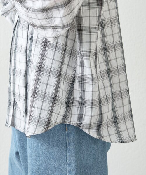 WILLOW(ウィロー)の「【willow】ボウタイ袖シャーリングシャツ(シャツ/ブラウス・レディース・グレー/ホワイト・ONE SIZE)」の15枚目の写真
