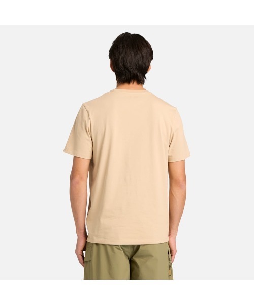 Timberland(ティンバーランド)の「半袖 チェスト ロゴ Tシャツ メンズ(Tシャツ/カットソー・メンズ・ベージュ・SMALL/MEDIUM/LARGE/XX-LARGE/X-LARGE)」の4枚目の写真