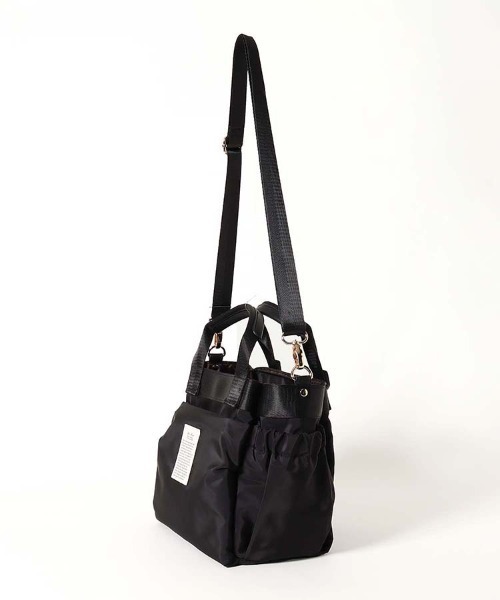 Bleu Bleuet(ブルーブルーエ)の「テンポケット2WAYショルダートート(ショルダーバッグ・レディース・ブラック/パープル/ミント/モカ・FREE)」の6枚目の写真