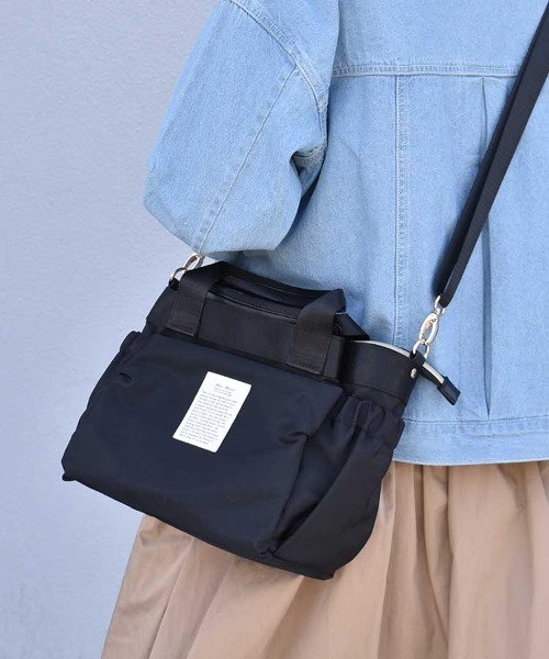 Bleu Bleuet(ブルーブルーエ)の「テンポケット2WAYショルダートート(ショルダーバッグ・レディース・ブラック/パープル/ミント/モカ・FREE)」の18枚目の写真