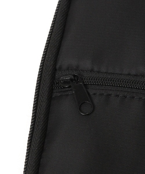 LAKOLE（ラコレ）の「ロープPCケース[タテ] / 638248（PC・タブレットケース・レディース・ブラック/グレー・FREE）」の11枚目の写真