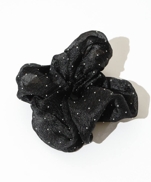 flower(フラワー)の「シアースタッズシュシュ(シュシュ・レディース・ベージュ/ブラック・FREE)」の2枚目の写真