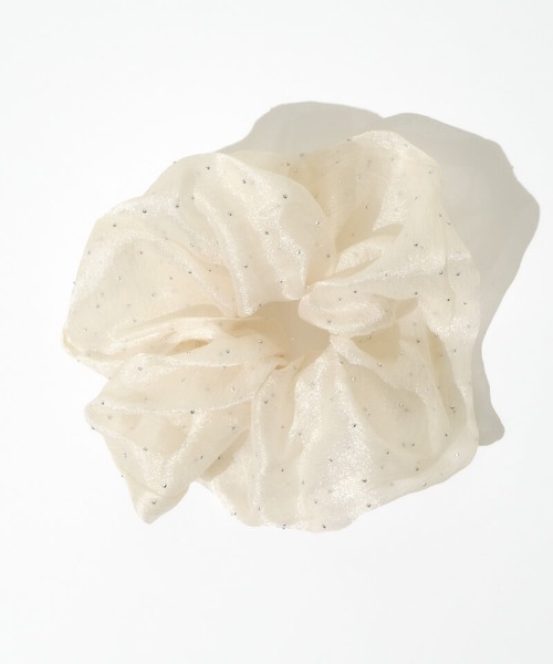 flower（フラワー）の「シアースタッズシュシュ（シュシュ・レディース・ベージュ/ブラック・FREE）」の8枚目の写真