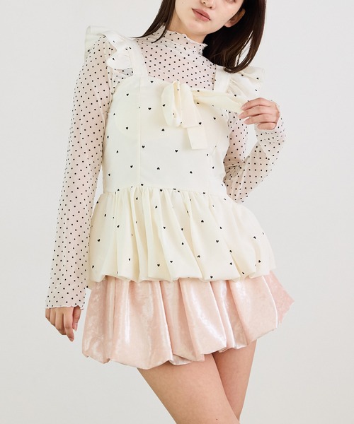 Siel(シエル)の「リボン付き ドットバルーンチュニックワンピ(ワンピース・レディース・レッド/ブラック/ホワイト・FREE)」の1枚目の写真
