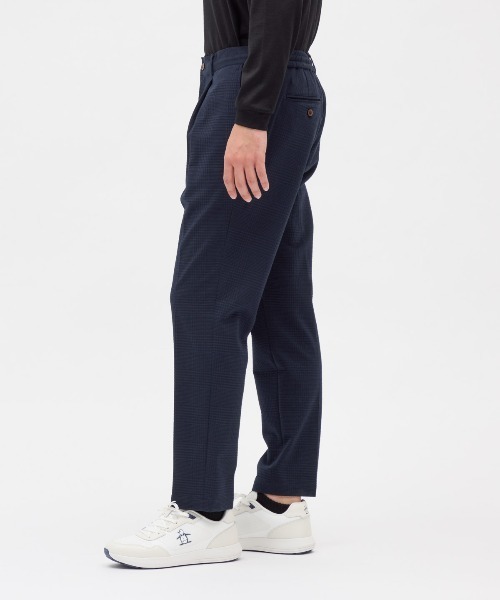 MUNSINGWEAR(マンシングウェア)の「はっ水ストレッチグレンチェックニットパンツ(その他パンツ・メンズ・グレー/ネイビー・S/M/L/XL)」の5枚目の写真