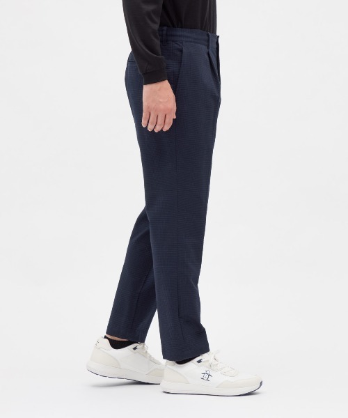 MUNSINGWEAR(マンシングウェア)の「はっ水ストレッチグレンチェックニットパンツ(その他パンツ・メンズ・グレー/ネイビー・S/M/L/XL)」の7枚目の写真