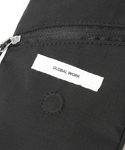 GLOBAL WORK(グローバルワーク)の「撥水マルチミニショルダー/660214(ショルダーバッグ・メンズ・ベージュ/カーキ/ブラック・FREE)」の14枚目の写真