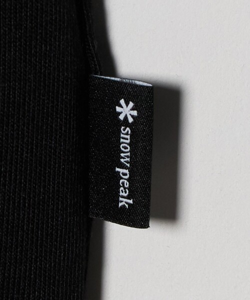 Snow Peak(スノーピーク)の「<snow peak>バック ロゴ Tシャツ(Tシャツ/カットソー・メンズ・ブラック/オフホワイト・XL/M/L)」の15枚目の写真