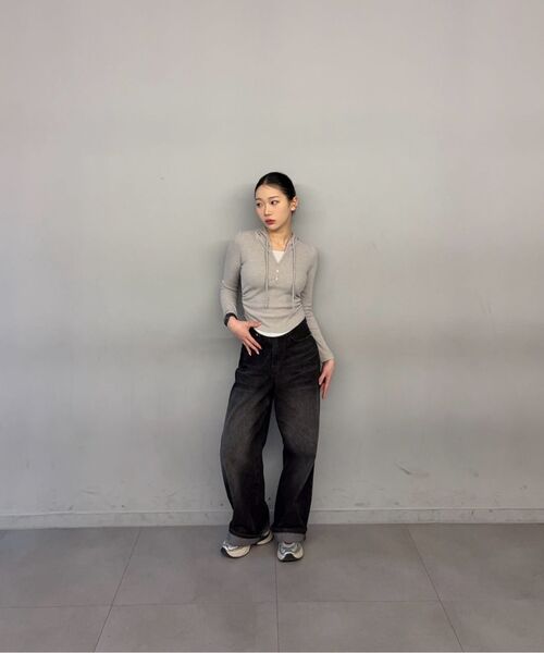 MICANE(ミケーネ)の「イクスラブラシウォッシングワイドデニムパンツ(デニムパンツ・レディース・ブラック/ネイビー・SMALL/MEDIUM/LARGE/X-LARGE/XX-LARGE/X-SMALL)」の16枚目の写真
